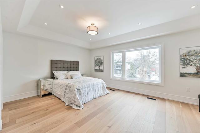 33 Kimberley Ave, House detached with 4 bedrooms, 5 bathrooms and 1 parking in Toronto ON | Image 20