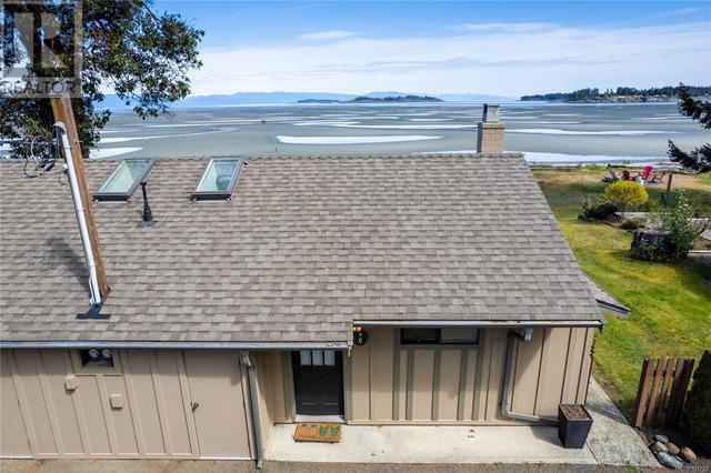 6 - 1051 Resort Dr, House attached with 2 bedrooms, 1 bathrooms and null parking in Parksville BC | Image 35