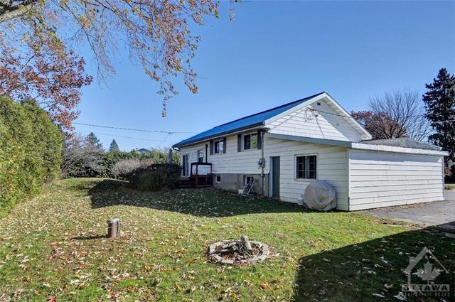 5631 Owen Street, House detached with 3 bedrooms, 2 bathrooms and 10 parking in Ottawa ON | Image 23