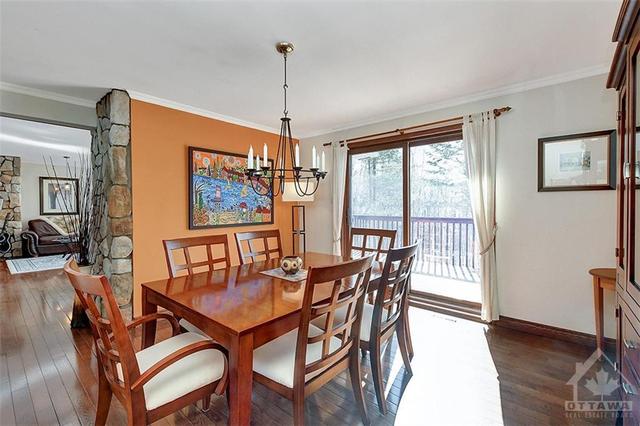 3640 White Pine Court, House detached with 5 bedrooms, 3 bathrooms and 6 parking in Ottawa ON | Image 9