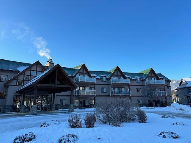 222 - 701 14a Crescent, Condo with 2 bedrooms, 2 bathrooms and 2 parking in Invermere BC | Image 30