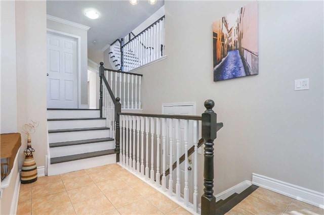 3190 Bunkerhill Pl, House detached with 4 bedrooms, 3 bathrooms and 2 parking in Burlington ON | Image 2