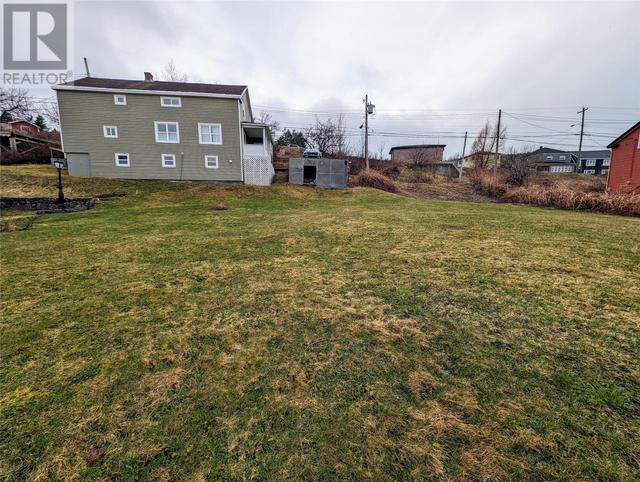 13 East Avenue, House detached with 5 bedrooms, 2 bathrooms and null parking in Corner Brook NL | Image 17