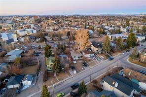 43 34 Avenue Sw, House detached with 2 bedrooms, 1 bathrooms and 3 parking in Calgary AB | Image 37