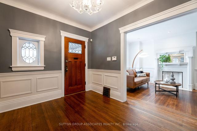 70 Beatrice St, House semidetached with 5 bedrooms, 4 bathrooms and 2 parking in Toronto ON | Image 12
