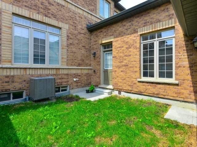 146 Moody Dr, House attached with 3 bedrooms, 3 bathrooms and 1 parking in Vaughan ON | Image 20