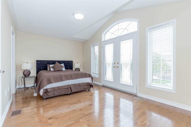 11 Southbend Dr, House detached with 5 bedrooms, 4 bathrooms and 6 parking in Brampton ON | Image 22