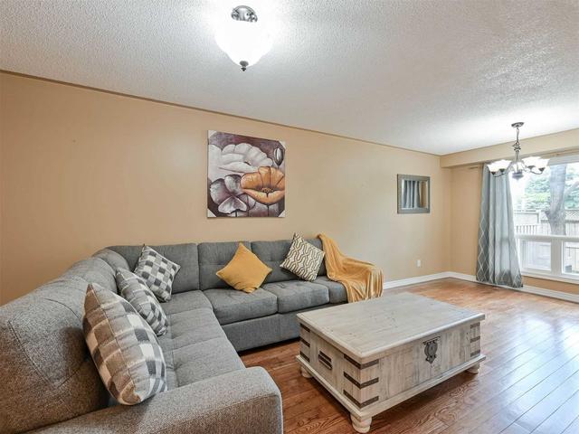 24 Lancewood Cres, Townhouse with 3 bedrooms, 4 bathrooms and 2 parking in Brampton ON | Image 39