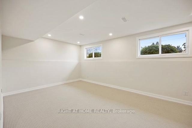 3 Glendora Crt, House detached with 3 bedrooms, 2 bathrooms and 3 parking in Hamilton ON | Image 18