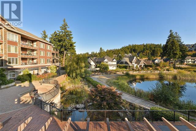 220 - 1325 Bear Mountain Pkwy, Condo with 2 bedrooms, 2 bathrooms and 1 parking in Langford BC | Image 38