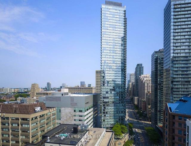 501 - 832 Bay St, Condo with 1 bedrooms, 1 bathrooms and 0 parking in Toronto ON | Image 1