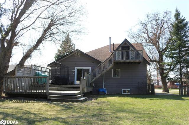 7484 26 Highway, House detached with 4 bedrooms, 3 bathrooms and 7 parking in Clearview ON | Image 42