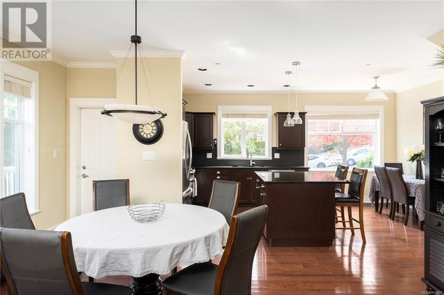 103 - 2060 Troon Crt, House detached with 4 bedrooms, 4 bathrooms and 2 parking in Langford BC | Image 17