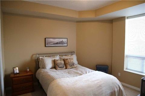 302 - 455 Rosewell Ave, Condo with 1 bedrooms, 1 bathrooms and 1 parking in Toronto ON | Image 3