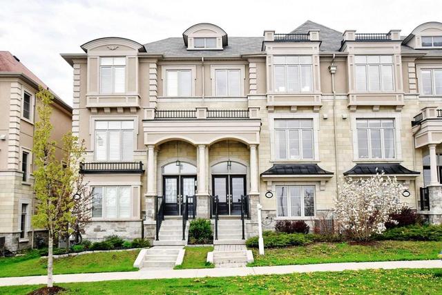 98 Grand Trunk Ave, House attached with 3 bedrooms, 4 bathrooms and 2 parking in Vaughan ON | Image 1