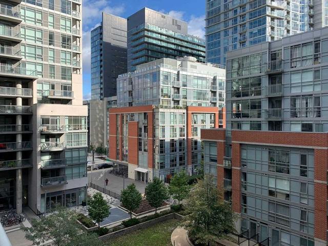 612 - 68 Abell St, Condo with 1 bedrooms, 1 bathrooms and 0 parking in Toronto ON | Image 1