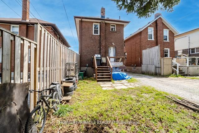 132 Adelaide Ave, House detached with 3 bedrooms, 2 bathrooms and 3 parking in Oshawa ON | Image 31