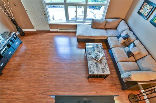 23 Briar Path, Townhouse with 3 bedrooms, 2 bathrooms and 1 parking in Brampton ON | Image 7