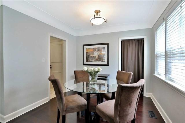 2048 Edinburgh Dr, House detached with 3 bedrooms, 2 bathrooms and 4 parking in Burlington ON | Image 7