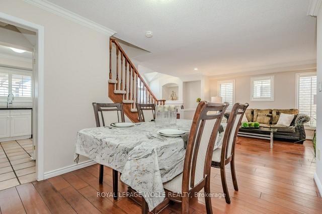 1748 Samuelson Circ, House semidetached with 3 bedrooms, 3 bathrooms and 2 parking in Mississauga ON | Image 10