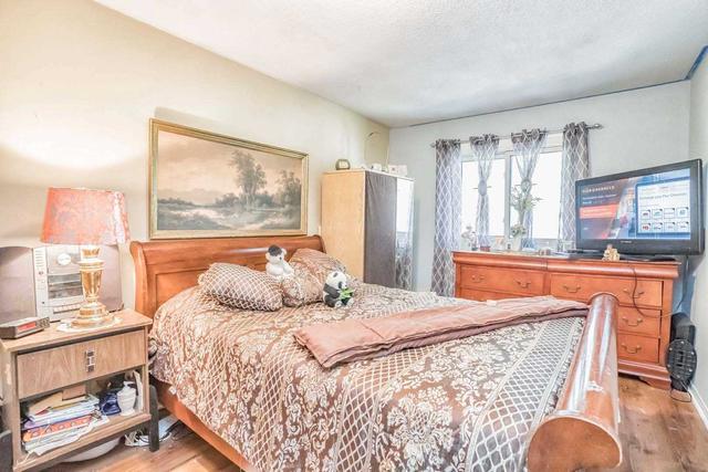 39 Mccallum Crt, Townhouse with 3 bedrooms, 2 bathrooms and 2 parking in Brampton ON | Image 21