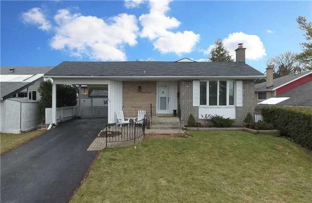 865 Douglas Ave, House detached with 3 bedrooms, 2 bathrooms and 4 parking in Pickering ON | Image 1
