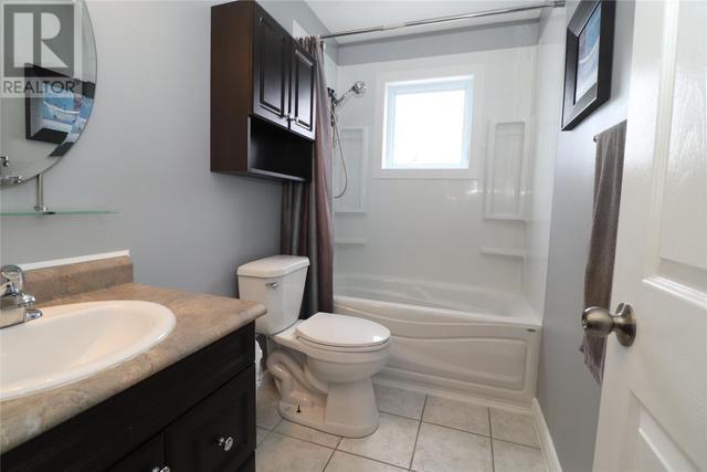 13 Montclair Street, House detached with 4 bedrooms, 2 bathrooms and null parking in Mount Pearl NL | Image 11