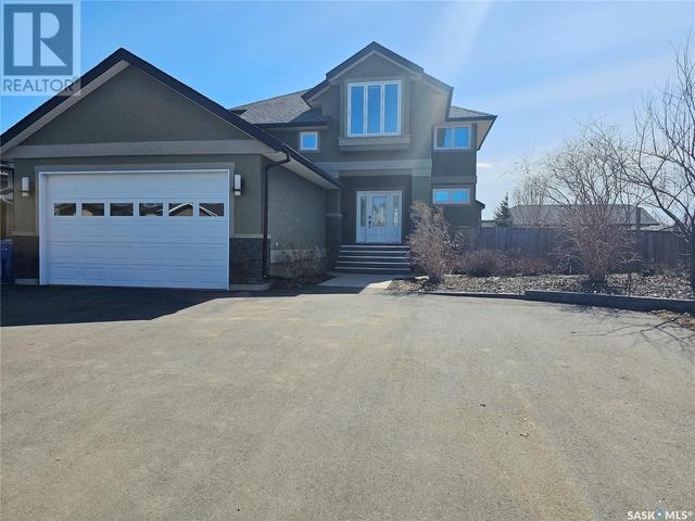 10304 Bunce Crescent, House detached with 4 bedrooms, 4 bathrooms and null parking in North Battleford CY SK | Image 38