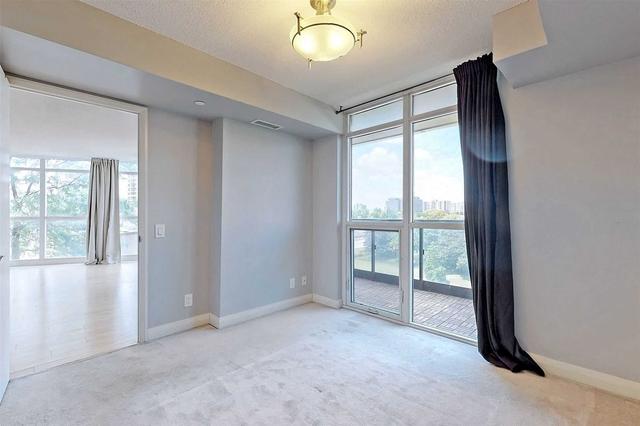 507 - 1 Valhalla Inn Rd, Condo with 2 bedrooms, 1 bathrooms and 1 parking in Toronto ON | Image 11