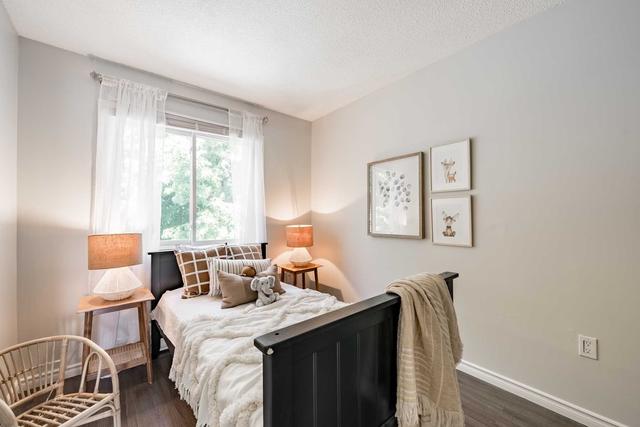 13 The Bridle Path, Townhouse with 3 bedrooms, 2 bathrooms and 2 parking in Clarington ON | Image 13
