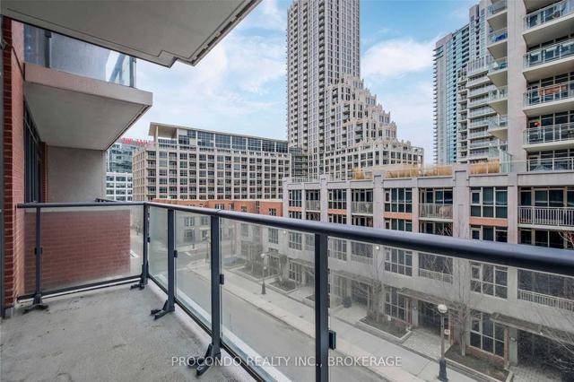 527 - 38 Iannuzzi St, Condo with 1 bedrooms, 1 bathrooms and 0 parking in Toronto ON | Image 7