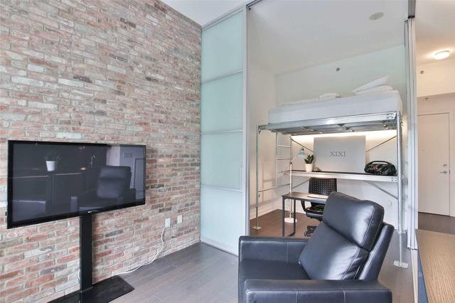 108 - 88 Colgate Ave, Condo with 1 bedrooms, 1 bathrooms and 1 parking in Toronto ON | Image 2