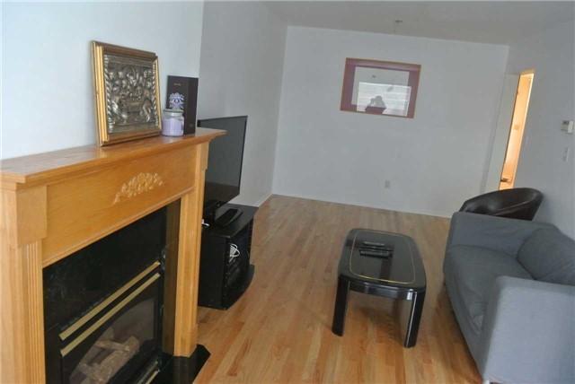 36 - 35 Malta Ave, Townhouse with 3 bedrooms, 4 bathrooms and 1 parking in Brampton ON | Image 6