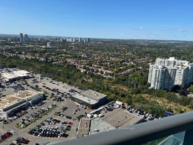 ph09 - 7161 Yonge St, Condo with 3 bedrooms, 2 bathrooms and 2 parking in Markham ON | Image 3
