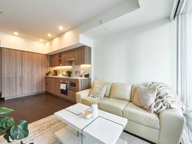 1210 - 19 Bathurst St, Condo with 1 bedrooms, 1 bathrooms and 0 parking in Toronto ON | Image 5