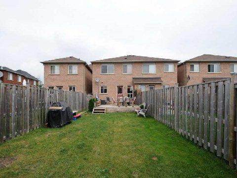 80 Argento Cres, House attached with 3 bedrooms, 3 bathrooms and 2 parking in Vaughan ON | Image 9