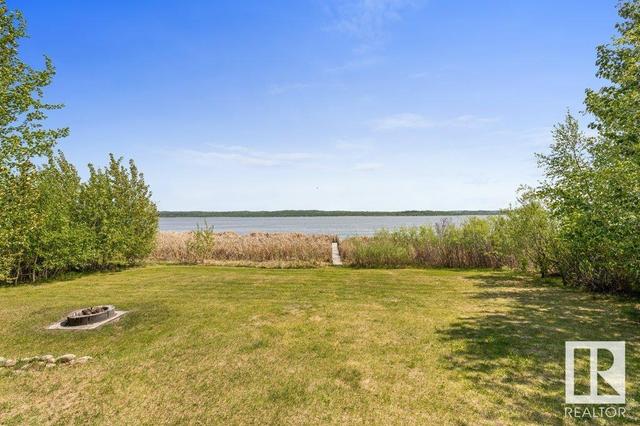 6507 Shedden Drive, House detached with 2 bedrooms, 2 bathrooms and 4 parking in Sunrise Beach AB | Image 54