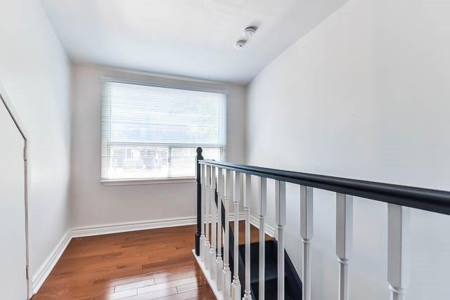 5 Euclid Pl, House attached with 3 bedrooms, 2 bathrooms and 1 parking in Toronto ON | Image 12