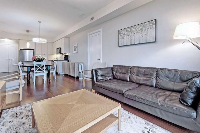 1004 - 25 Broadway Ave, Condo with 2 bedrooms, 2 bathrooms and 1 parking in Toronto ON | Image 2