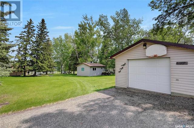 708 Tatanka Drive, House detached with 4 bedrooms, 2 bathrooms and null parking in Sun Valley SK | Image 48