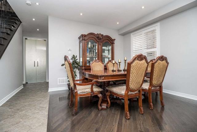 5 Bon Echo Tr, House detached with 5 bedrooms, 4 bathrooms and 5 parking in Brampton ON | Image 32