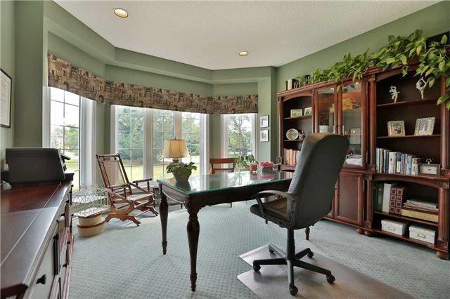 11105 Amos Dr, House detached with 4 bedrooms, 3 bathrooms and 10 parking in Milton ON | Image 6