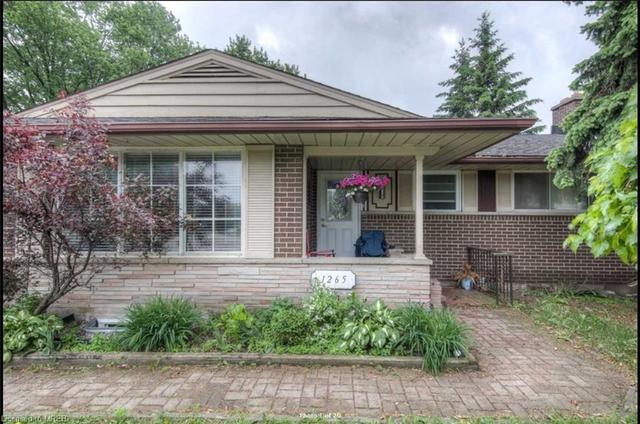 1265 Ottawa Street N, House detached with 1 bedrooms, 2 bathrooms and null parking in Kitchener ON | Image 1