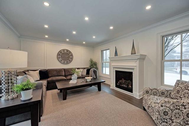 160 Aintree Terr, House detached with 4 bedrooms, 5 bathrooms and 8 parking in Oakville ON | Image 30