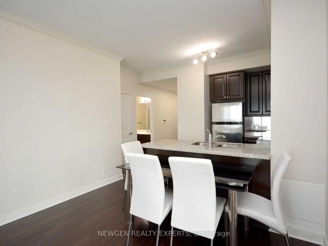 4402 - 50 Absolute Ave, Condo with 2 bedrooms, 2 bathrooms and 1 parking in Mississauga ON | Image 3