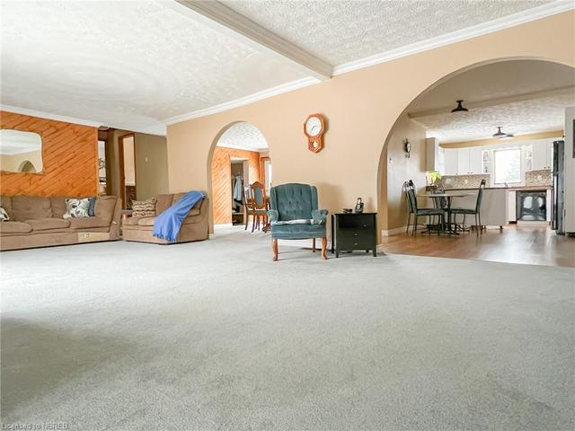 6600 Hwy 63, House detached with 5 bedrooms, 2 bathrooms and 13 parking in North Bay ON | Image 33