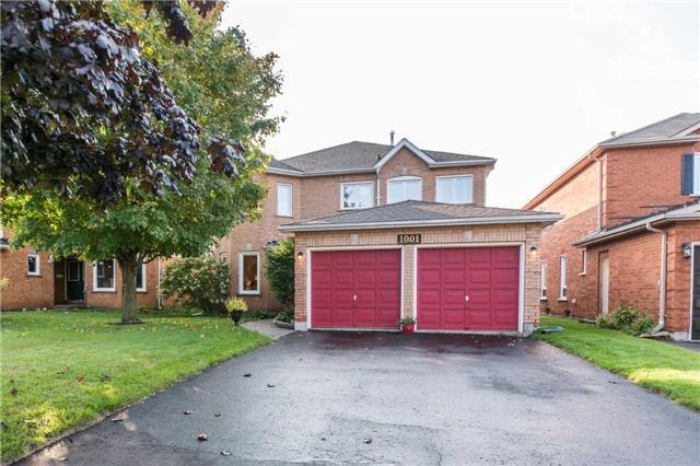 1001 Sandcliff Dr, House detached with 4 bedrooms, 5 bathrooms and 4 parking in Oshawa ON | Image 1