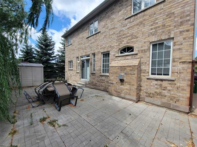 86 Lyndbrook Cres, House detached with 4 bedrooms, 4 bathrooms and 6 parking in Brampton ON | Image 16