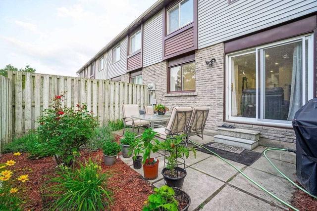 8 - 5610 Montevideo Dr, Townhouse with 3 bedrooms, 3 bathrooms and 2 parking in Mississauga ON | Image 35
