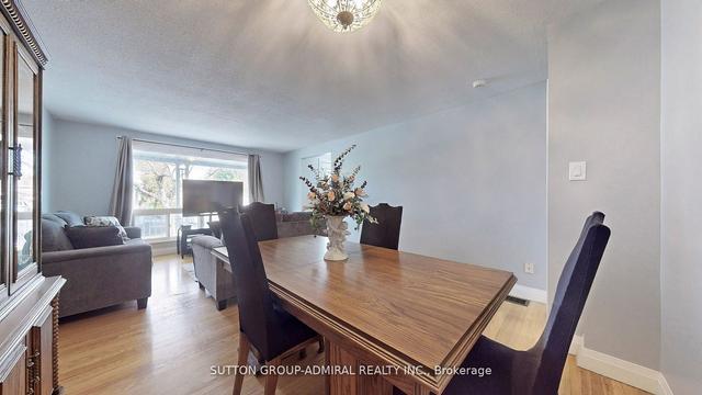 22 Secroft Cres, House detached with 3 bedrooms, 2 bathrooms and 8 parking in Toronto ON | Image 2